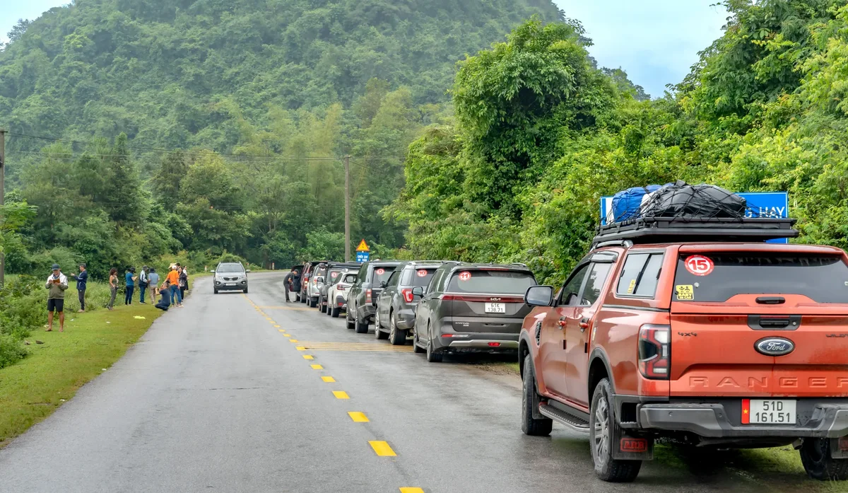 Private car is suitable for families, groups of friends. (Source: Quang Nguyen Vinh)