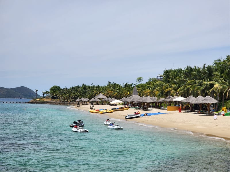 Diep Son Island